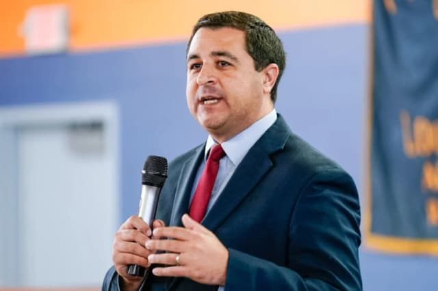 Musk enfrenta demanda en Wisconsin por ofrecer premios de USD $1 millón a votantes