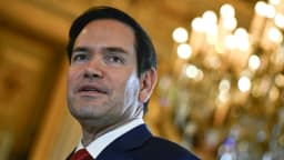 Rubio dice que Irán puede tener un programa nuclear civil pero debe renunciar al enriquecimiento de uranio