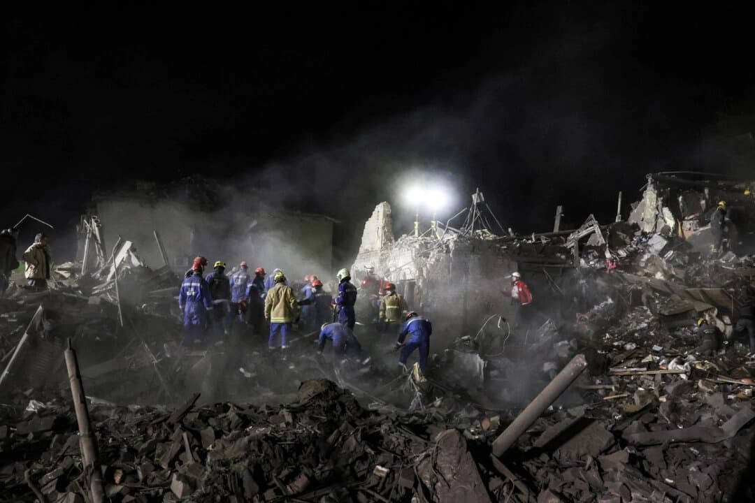 Trump pide a Putin que se detenga tras los ataques rusos en Kiev