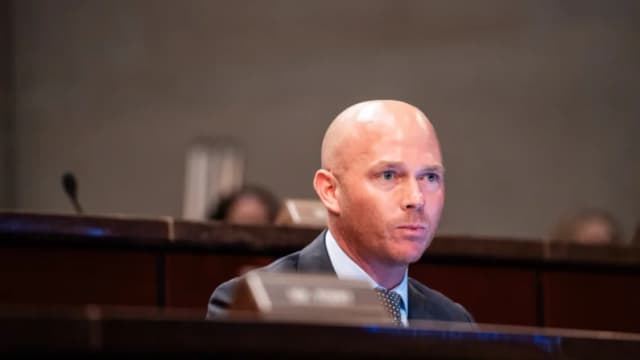 EE.UU. puede utilizar aranceles para combatir amenazas de hackeo chino, según legislador