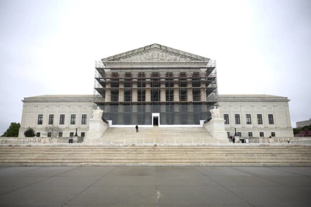 Corte Suprema bloquea orden que exigía regresar a un deportado a El Salvador