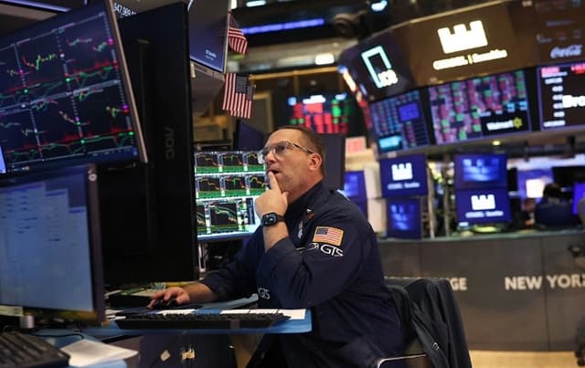 El mercado de valores de EE. UU. empieza a recuperarse mientras siguen las negociaciones arancelarias