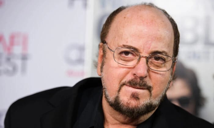 James Toback llega al AFI Fest 2014 con The Gambler en Los Ángeles el 10 de noviembre de 2014. (Richard Shotwell/Invision/AP).