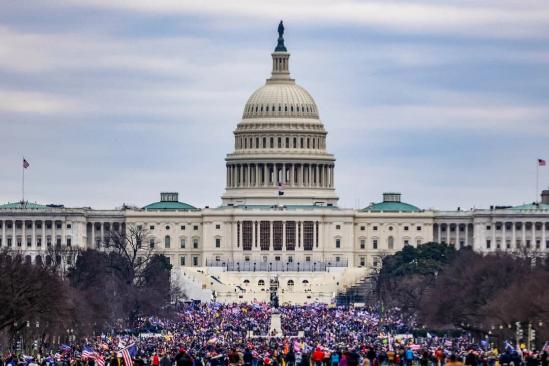 Manifestación frente al Capitolio de Estados Unidos el 6 de enero de 2021. (Samuel Corum/Getty Images)