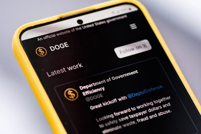 Juez levanta parcialmente prohibición de acceso de DOGE a datos confidenciales del Tesoro