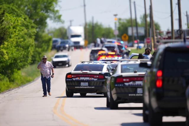 Tiroteo en escuela secundaria de Dallas provoca confinamiento y genera nuevas preocupaciones de seguridad