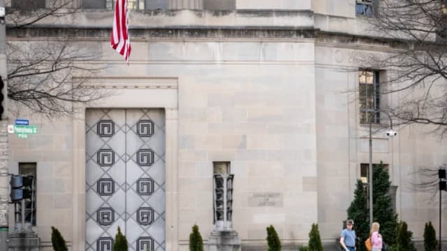 Hombre se declara culpable de compartir con China sistemas sensibles del Gobierno de EE. UU.