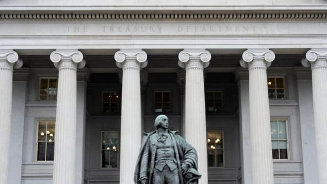 Tesoro sanciona a refinería china acusada de comprar más de USD 1000 millones en petróleo iraní