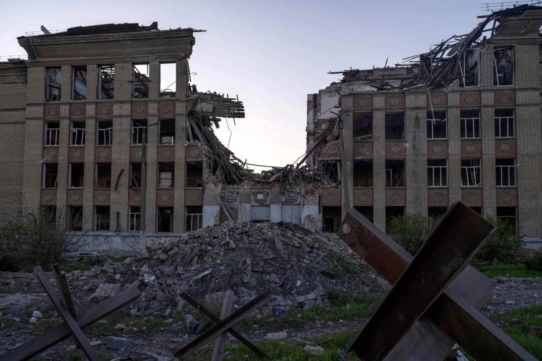 El centro de la ciudad de Kostyantynivka, escenario de intensos combates con las tropas rusas, en la región de Donetsk, Ucrania, el 19 de abril de 2025. (Iryna Rybakova/93.ª Brigada Mecanizada de Ucrania a través de AP).