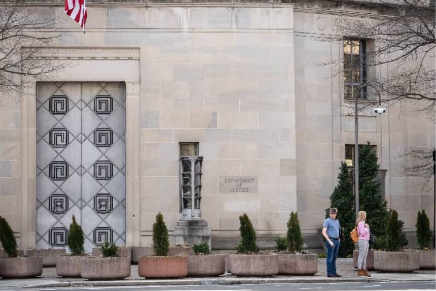 El Departamento de Justicia (DOJ) en Washington, el 10 de marzo de 2025. (Madalina Vasiliu/The Epoch Time).