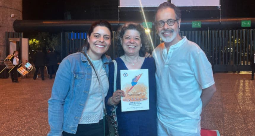"A través de la parte espiritual ellos son libres" dice público mexicano al ver a los artistas de Shen Yun