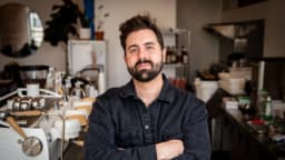 Hermano de JD Vance, Cory Bowman, avanza en las primarias a la alcaldía de Cincinnati