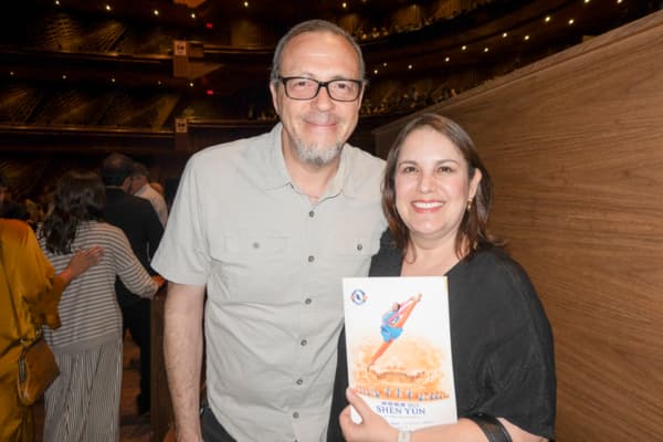 Shen Yun "trae esperanza sobre el futuro", dice mercadólogo mexicano