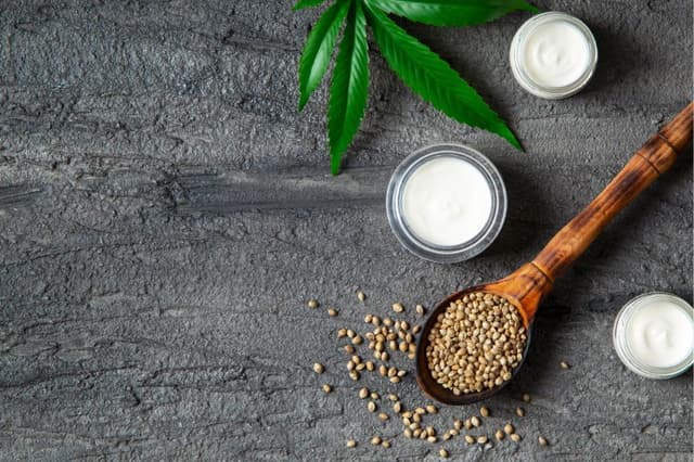 Semillas de cáñamo: un superalimento inesperado para la salud de la piel