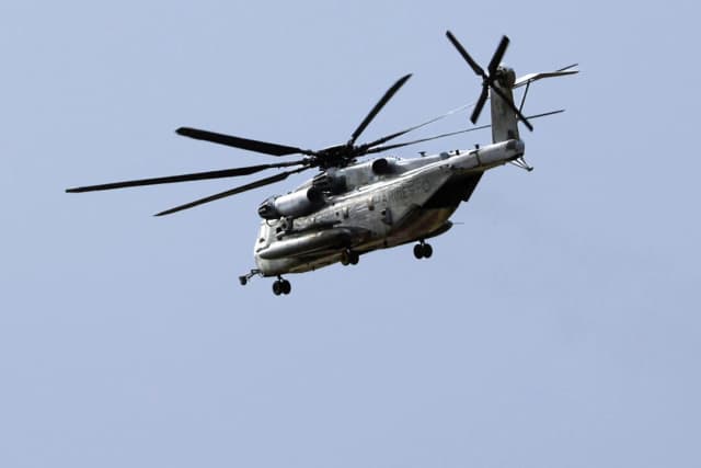 Informe de Marines señala error del piloto en choque de helicóptero que mató a 5 en California