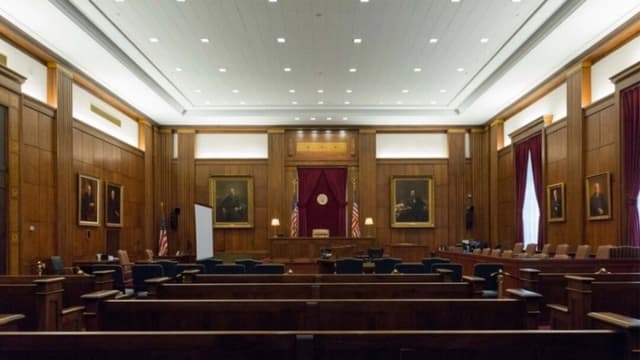 Pueblo de Michigan solicita a la corte que le permita detener proyecto de planta de baterías china