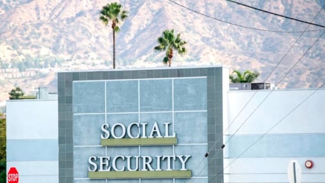 DHS investiga a Los Ángeles por presunta concesión de prestaciones federales a inmigrantes ilegales