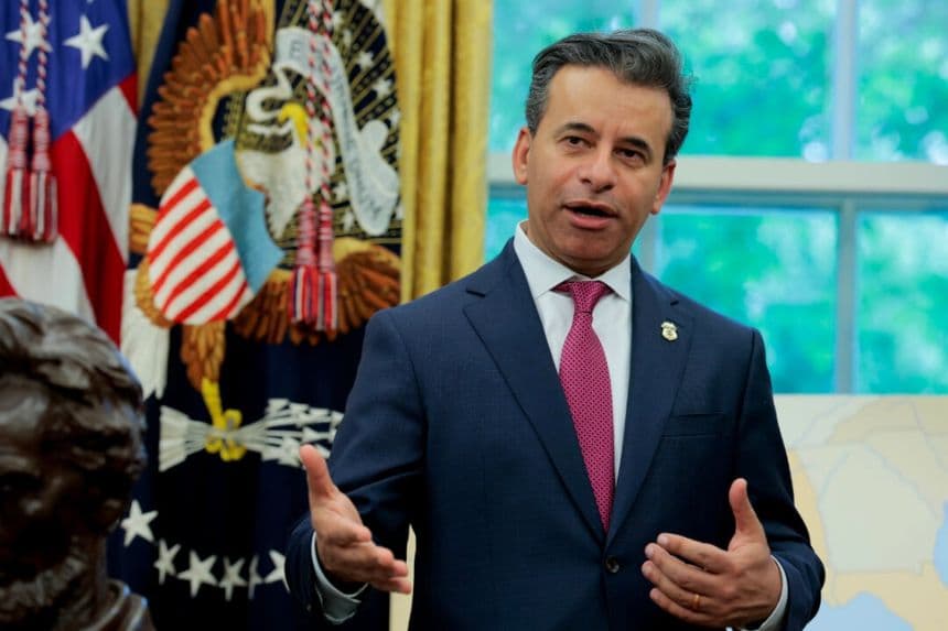 Dr. Marty Makary, comisionado de la Food and Drug Administration. en Washington el 5 de mayo de 2025. (Anna Moneymaker/Getty Images)