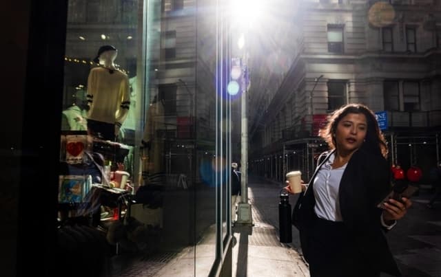 Desde la Fed afirman que la economía es resistente y está en expansión pese a incertidumbre arancelaria