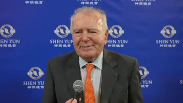 "Los admiro mucho", afirma ex viceministro de Economía de Argentina tras ver Shen Yun