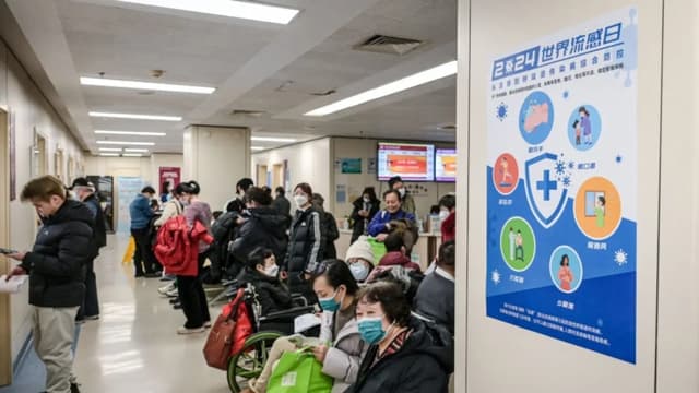 China aumenta seguro médico a rezagados, mientras se agrava el financiamiento