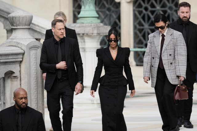 Declaran culpables a 8 personas por robo a Kim Kardashian en París