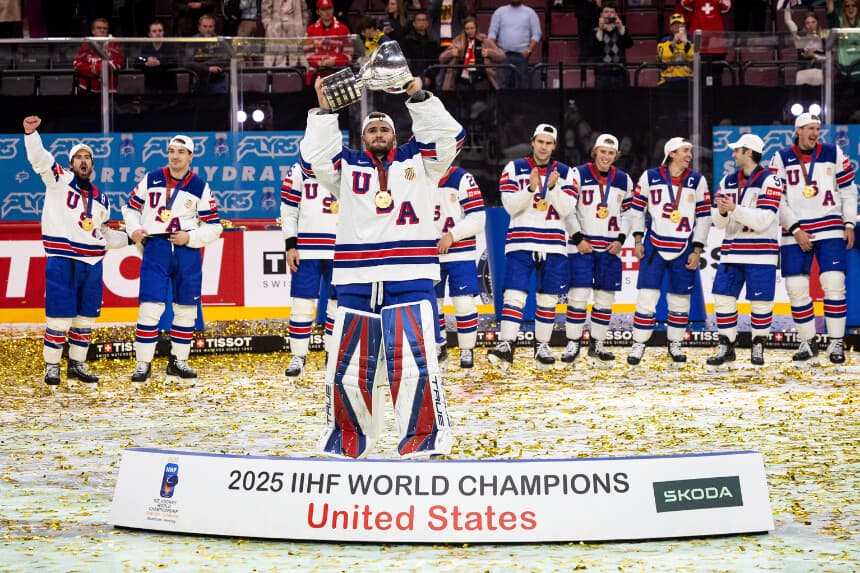 Estados Unidos gana oro en el Campeonato Mundial de Hockey por primera vez desde 1933