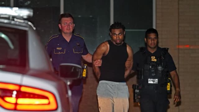 Recapturados 3 reclusos de cárcel de Nueva Orleans, continúa la búsqueda de otros 2