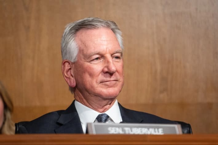 Tommy Tuberville dejará el Senado para presentarse a la gobernación de Alabama