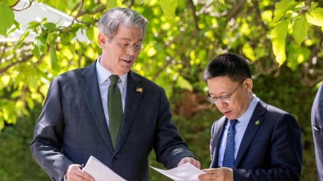 Bessent dice que las negociaciones sobre los aranceles entre EE. UU. y China están "un poco estancadas"