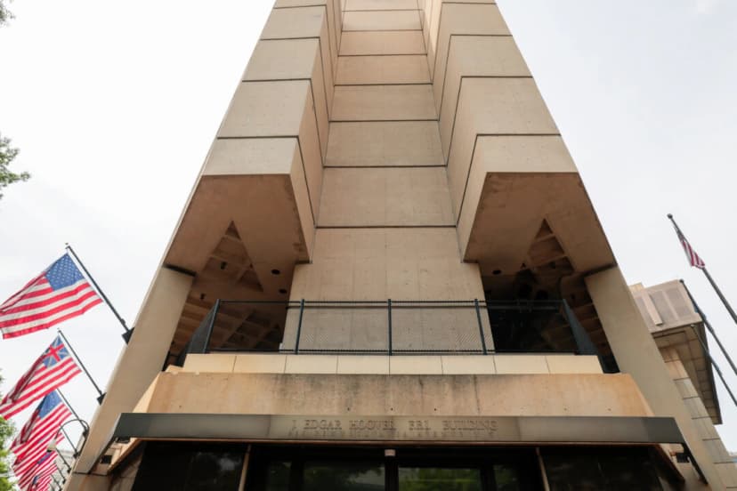 El edificio J. Edgar Hoover, sede del FBI, en Washington D. C., el 16 de mayo de 2025. (Anna Moneymaker/Getty Images)