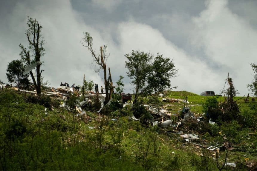 Un muerto y varios heridos tras tormenta en Kentucky, informan autoridades