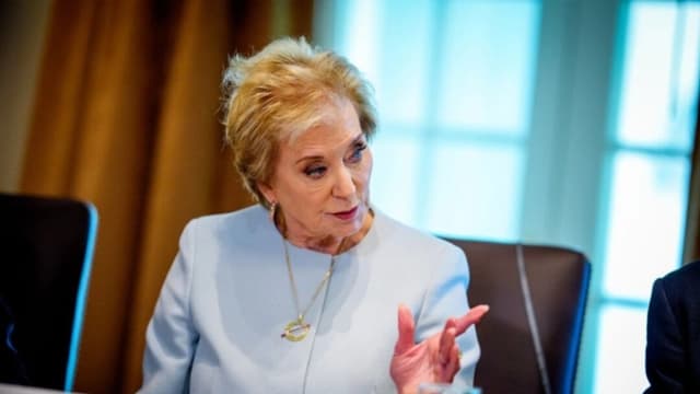 Prohibición de mascotas nativas en Nueva York viola ley de derechos civiles, dice secretaria de Educación