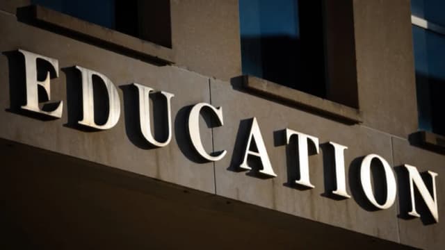 Departamento de Educación propone recorte de USD 12 mil millones en presupuesto federal