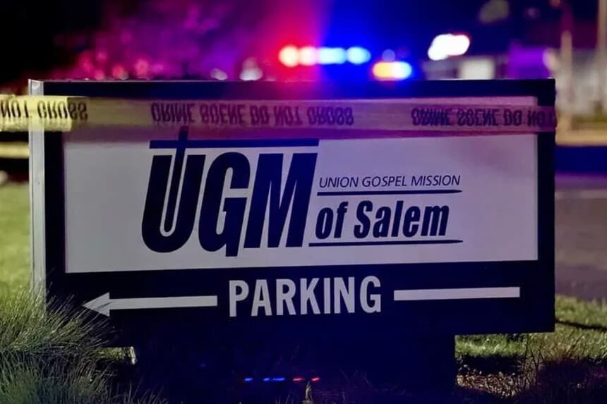 Entrada a la Union Gospel Mission mientras la policía investiga un apuñalamiento en Salem, Oregón, el 1 de junio de 2025, en una imagen fija de un video. (KATU-TV vía AP).