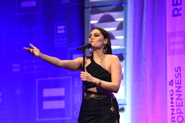 Jessie J revela diagnóstico de cáncer de mama en fase inicial y comparte mensaje de esperanza