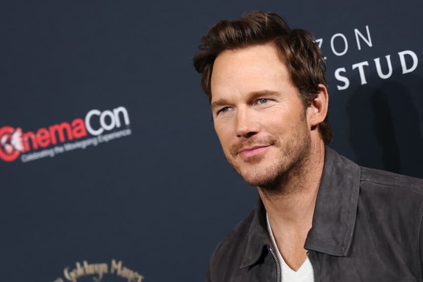 El actor estadounidense Chris Pratt llega a la sesión fotográfica de Amazon MGM Studios durante la CinemaCon 2025 en el Caesars Palace de Las Vegas el 2 de abril de 2025. (Michael Tran/AFP a través de Getty Images).