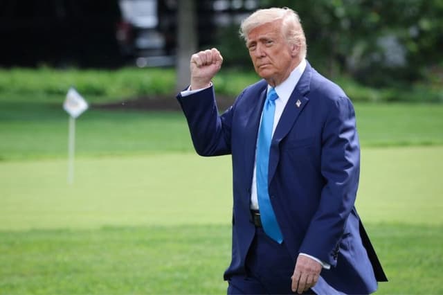 Trump firma una orden que modifica partes de las órdenes de Biden y Obama sobre ciberseguridad