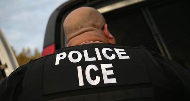 ICE captura a 11 de los "peores delincuentes inmigrantes ilegales" en Los Ángeles, California