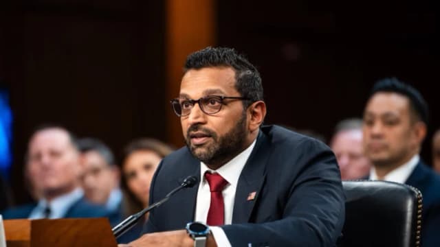 China utiliza el fentanilo intencionalmente para "destruir" a Estados Unidos dice director del FBI