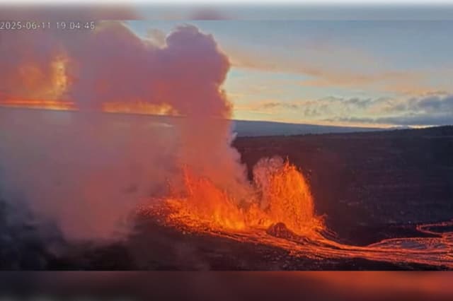 El volcán Kilauea de Hawái entra en erupción con lava que alcanza más de 330 pies