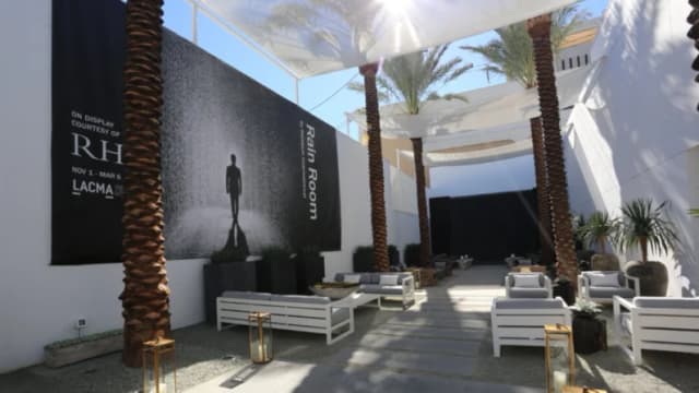 RH planea trasladar la producción de China a Estados Unidos e Italia