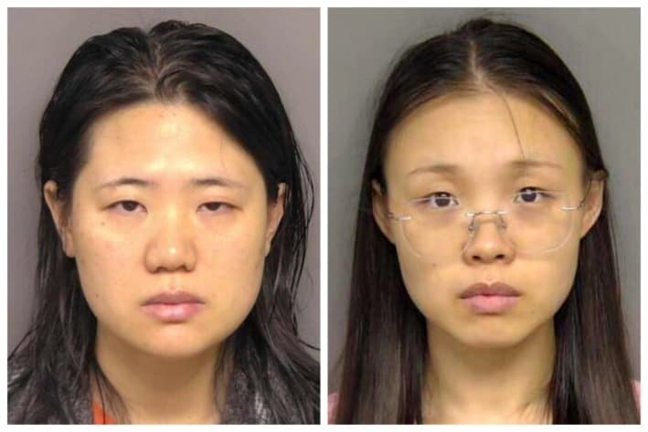 Dos ciudadanas chinas permanecerán en prisión acusadas de contrabando de material biológico