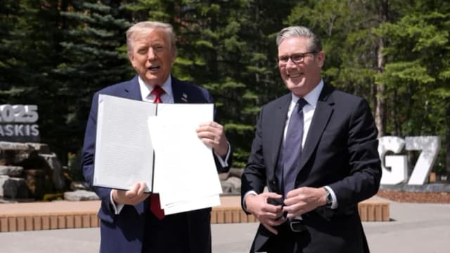 Trump promociona el acuerdo comercial entre Estados Unidos y el Reino Unido firmado en el G7