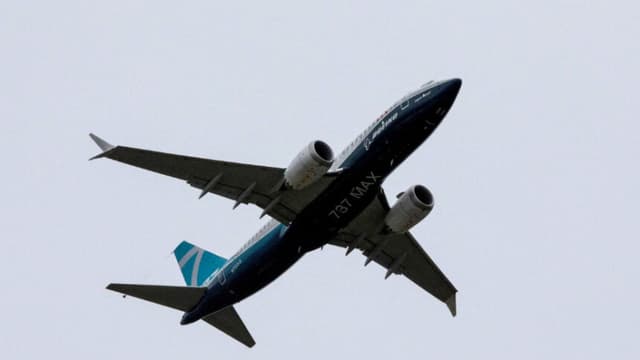 Un avión Boeing 737 MAX despega en un vuelo de prueba desde el Boeing Field en Seattle, Washington, el 29 de junio de 2020. (Karen Ducey/Reuters).