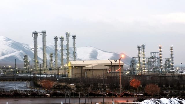 Israel ataca dos instalaciones nucleares iraníes e Irán toma represalias