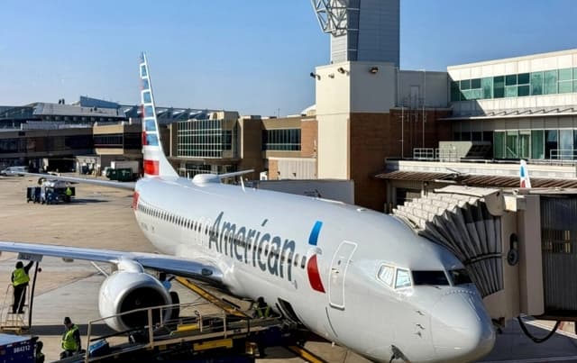 American Airlines y United suspenden vuelos a Medio Oriente debido al conflicto entre Israel e Irán