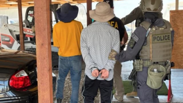 Decenas de inmigrantes ilegales arrestados durante redada antidrogas en el sur de California