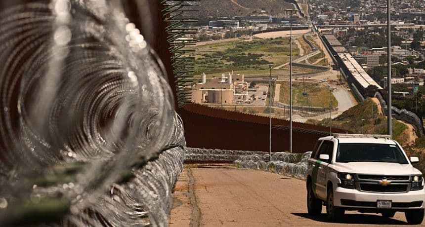 Encuentros con inmigrantes ilegales caen a su mínimo histórico en junio dice administración Trump