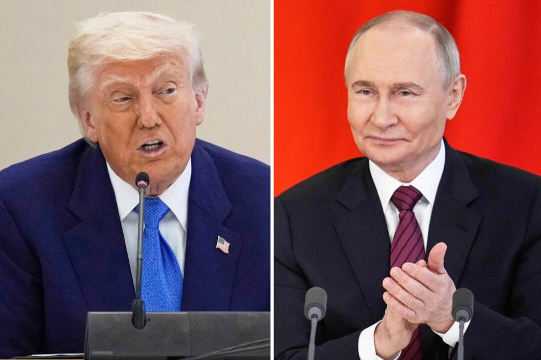 (Izquierda) El presidente Donald Trump en una mesa redonda empresarial en Abu Dabi, Emiratos Árabes Unidos, el 16 de mayo de 2025; (Derecha) El presidente ruso Vladimir Putin en una ceremonia de firma en el Kremlin de Moscú el 10 de mayo de 2025. (Foto AP)